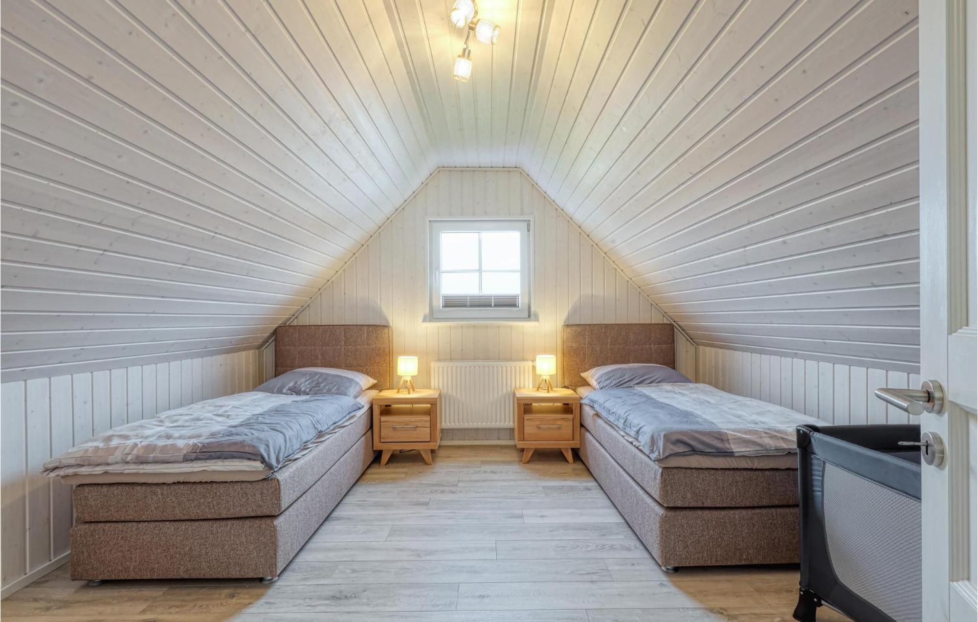 Gorgeous Home In Zerpenschleuse With Sauna ภายนอก รูปภาพ